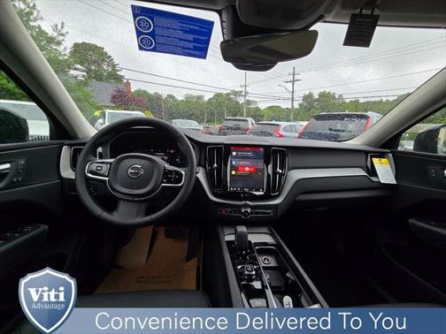 2025 Volvo XC60 Plug-In Hybrid T8 Plus