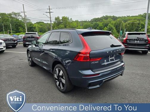 2025 Volvo XC60 Plug-In Hybrid T8 Plus