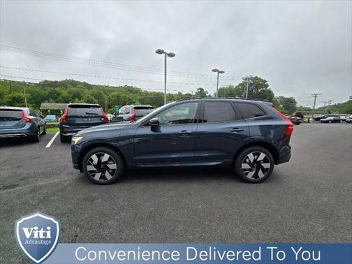 2025 Volvo XC60 Plug-In Hybrid T8 Plus