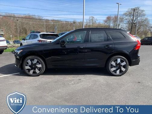 2025 Volvo XC60 Plug-In Hybrid T8 Plus