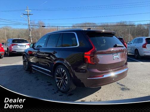 2025 Volvo XC90 Plug-In Hybrid T8 Ultra 6-Seater
