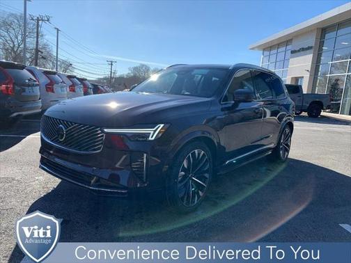 2025 Volvo XC90 Plug-In Hybrid T8 Ultra 6-Seater