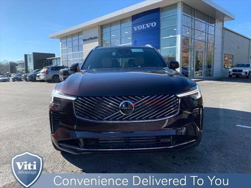 2025 Volvo XC90 Plug-In Hybrid T8 Ultra 6-Seater