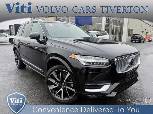 Onyx Black 2024 Volvo XC90 Plus