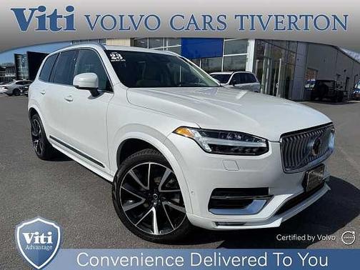 Crystal White 2023 Volvo XC90 Plus
