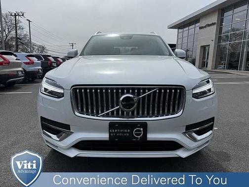 2023 Volvo XC90 Plus