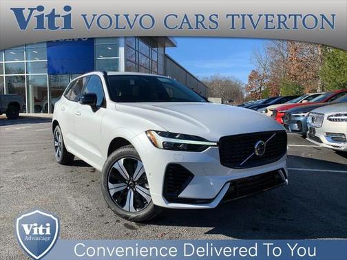 2025 Volvo XC60 Plug-In Hybrid T8 Plus