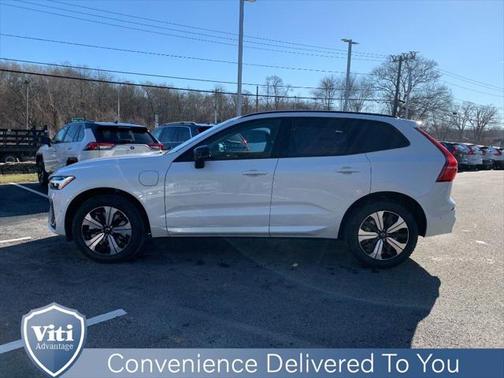 2025 Volvo XC60 Plug-In Hybrid T8 Plus