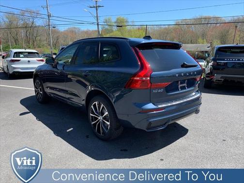2025 Volvo XC60 B5 Plus