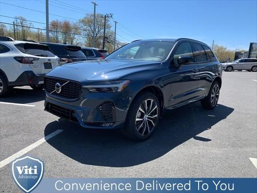 2025 Volvo XC60 B5 Plus