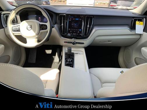 2025 Volvo XC60 B5 Core