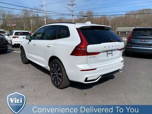 2025 Volvo XC60 B5 Core