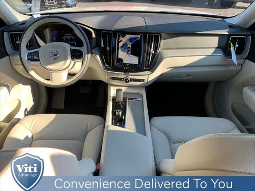2025 Volvo XC60 Plug-In Hybrid T8 Plus