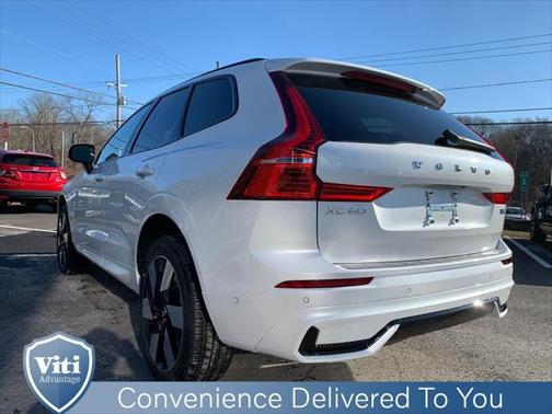 2025 Volvo XC60 Plug-In Hybrid T8 Plus