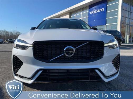 2025 Volvo XC60 Plug-In Hybrid T8 Plus
