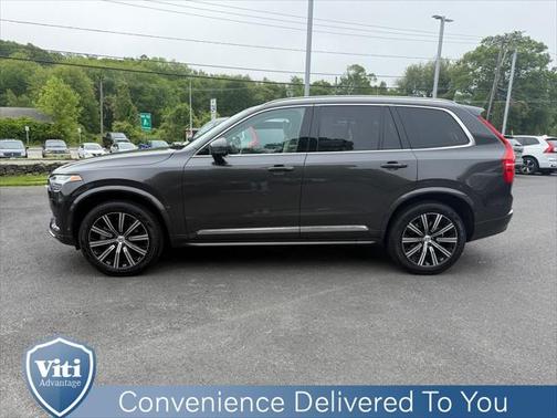 2024 Volvo XC90 B5 Plus Bright Theme