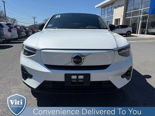 Crystal White 2023 Volvo C40 Recharge Pure Electric Ultimate