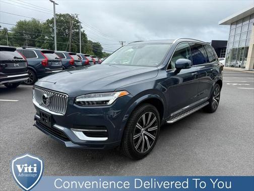 2022 Volvo XC90 Recharge Plug-In Hybrid T8 Inscription 6 Passenger