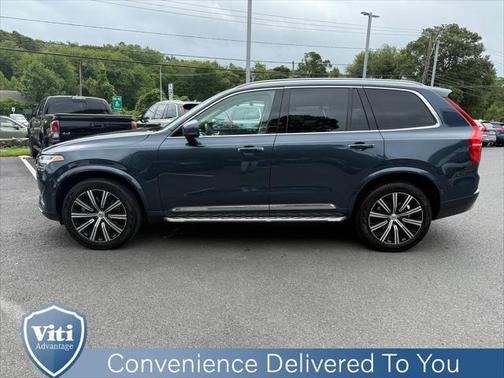2022 Volvo XC90 Recharge Plug-In Hybrid T8 Inscription 6 Passenger