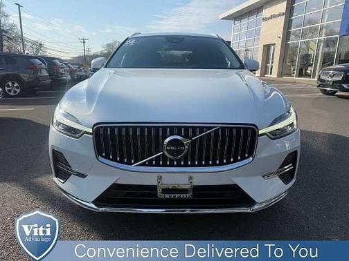 2023 Volvo XC60 Plus