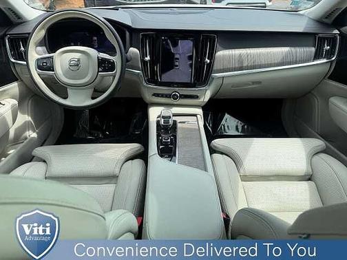 Crystal White 2023 Volvo S90 B6 AWD Ultimate Bright
