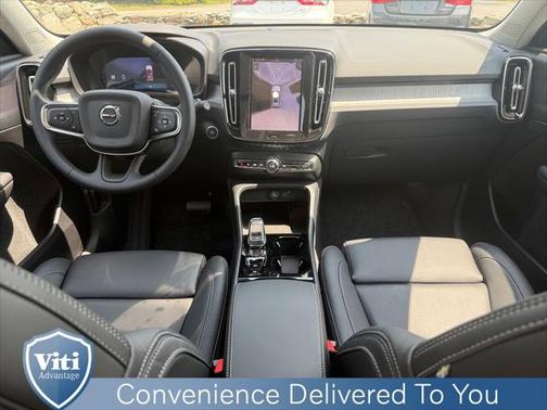 2026 Volvo XC40 B5 Plus