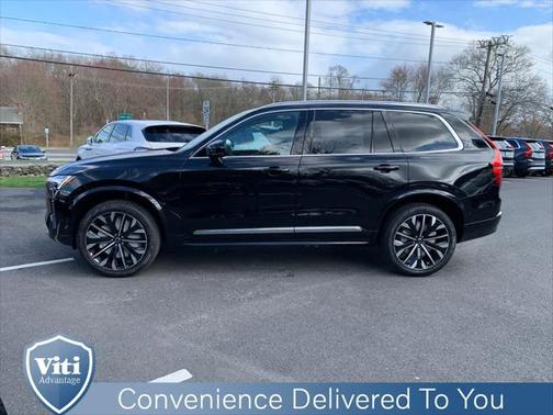 2025 Volvo XC90 B6 Plus 7-Seater