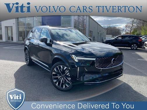 2025 Volvo XC90 B6 Plus 7-Seater