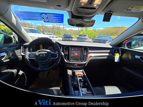2024 Volvo S60 B5 Plus Dark Theme