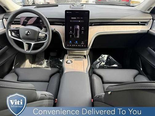 2025 Volvo EX90 Ultra