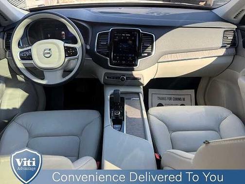 2023 Volvo XC90 Plus