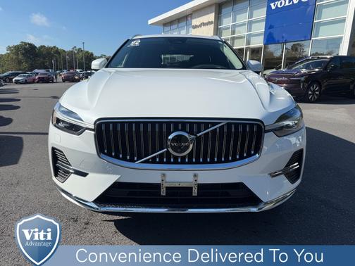 2022 Volvo XC60 B6 AWD Inscription