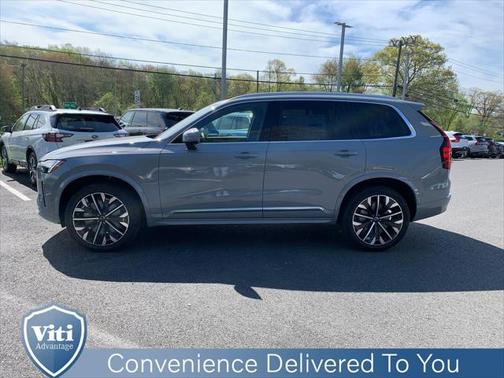 2025 Volvo XC90 B6 Plus 7-Seater
