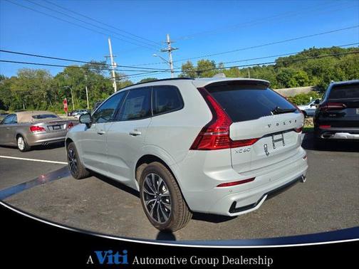 2025 Volvo XC60 B5 Core