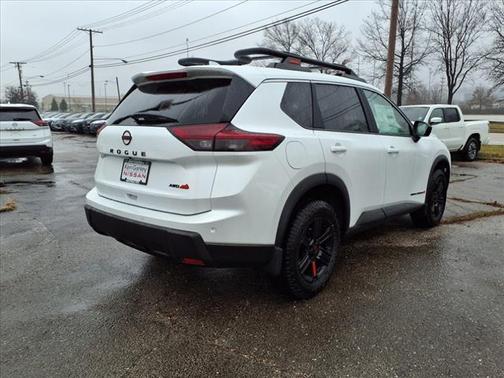 2025 Nissan Rogue Rock Creek