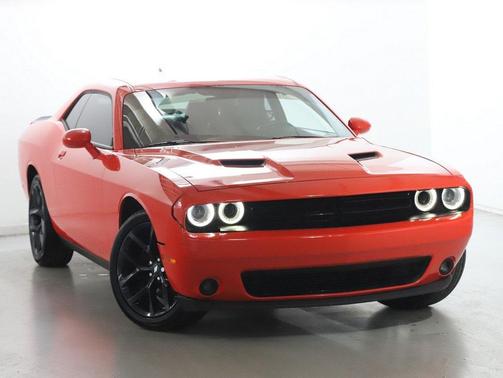 2020 Dodge Challenger SXT