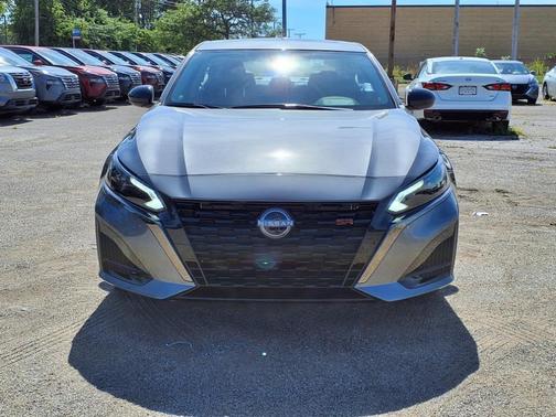 2025 Nissan Altima SR AWD