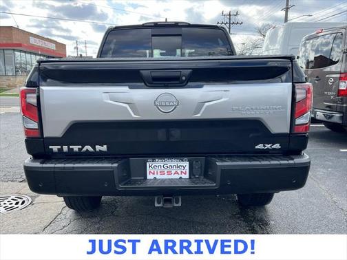 2023 Nissan Titan Platinum Reserve