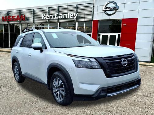 2025 Nissan Pathfinder SL 4WD