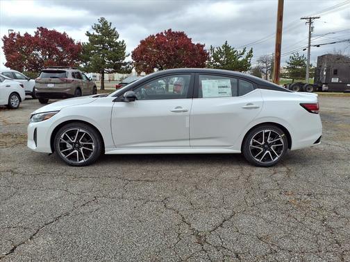 2025 Nissan Sentra SR