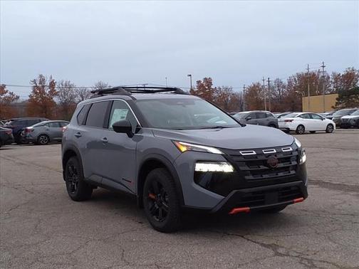 2025 Nissan Rogue Rock Creek