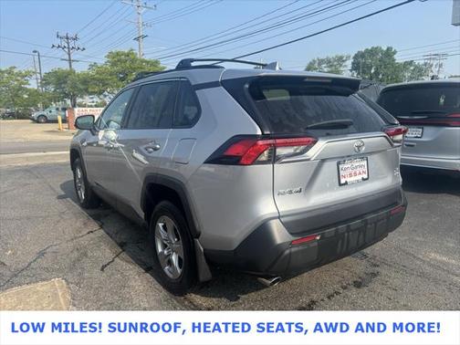 2024 Toyota RAV4 XLE