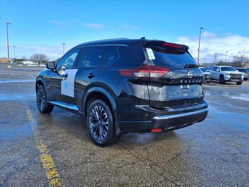 2025 Nissan Rogue Platinum
