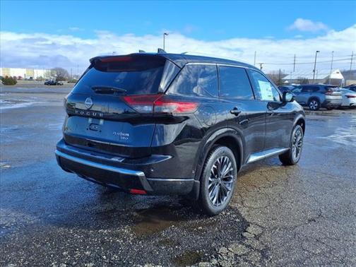 2025 Nissan Rogue Platinum
