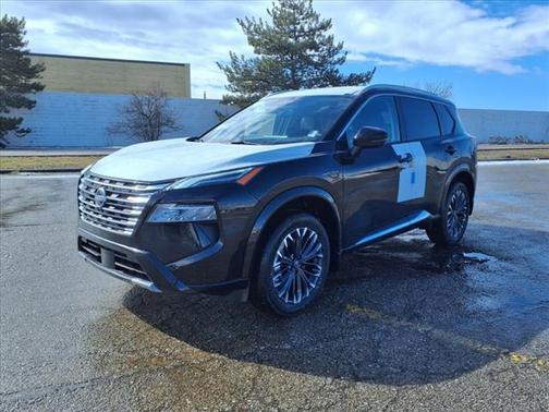 2025 Nissan Rogue Platinum
