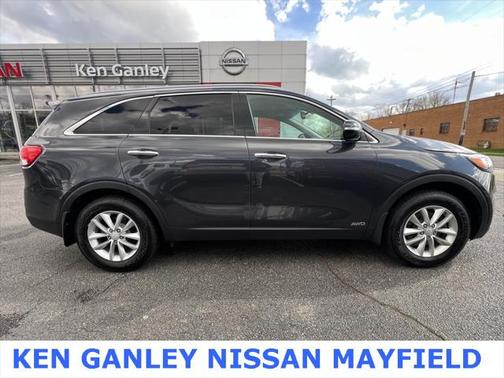 2017 Kia Sorento LX