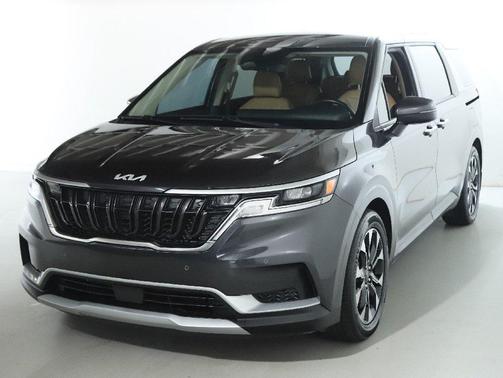 2024 Kia Carnival EX