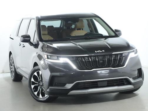 2024 Kia Carnival EX