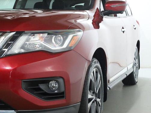 Scarlet Ember 2018 Nissan Pathfinder Platinum