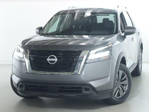 Gun Metallic 2025 Nissan Pathfinder SV FWD